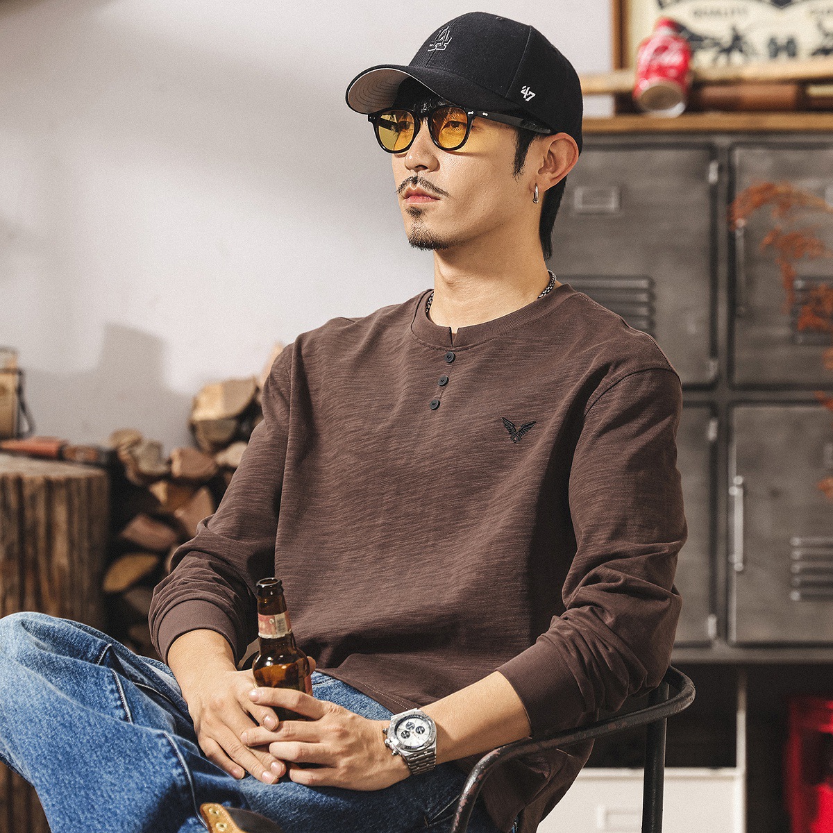 美式復古咖色亨利領長袖t恤男春秋新款寬鬆硬漢潮流男士上衣