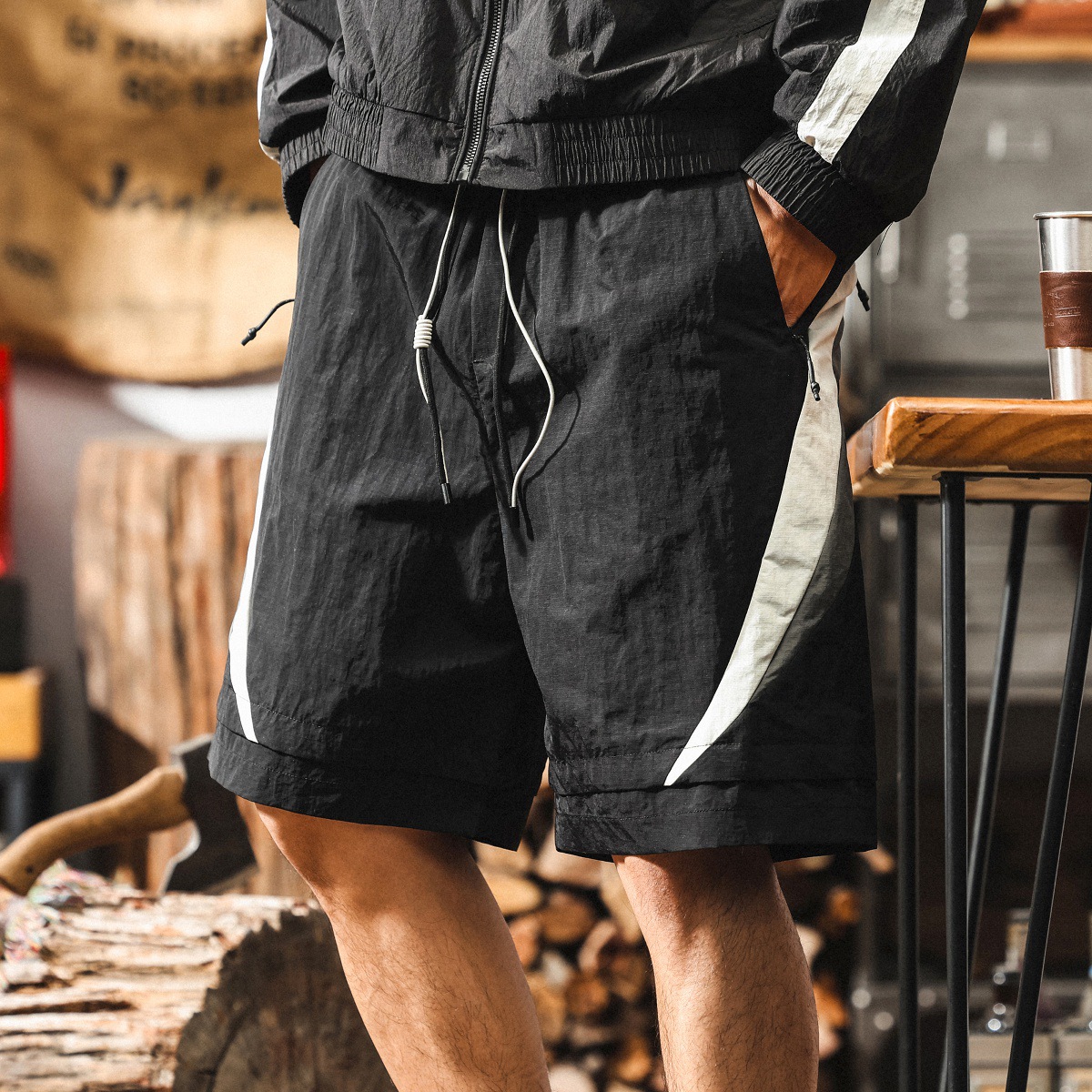 冰絲涼感運動短褲男款夏季潮牌戶外騎行速幹中褲寬鬆薄款五分褲男