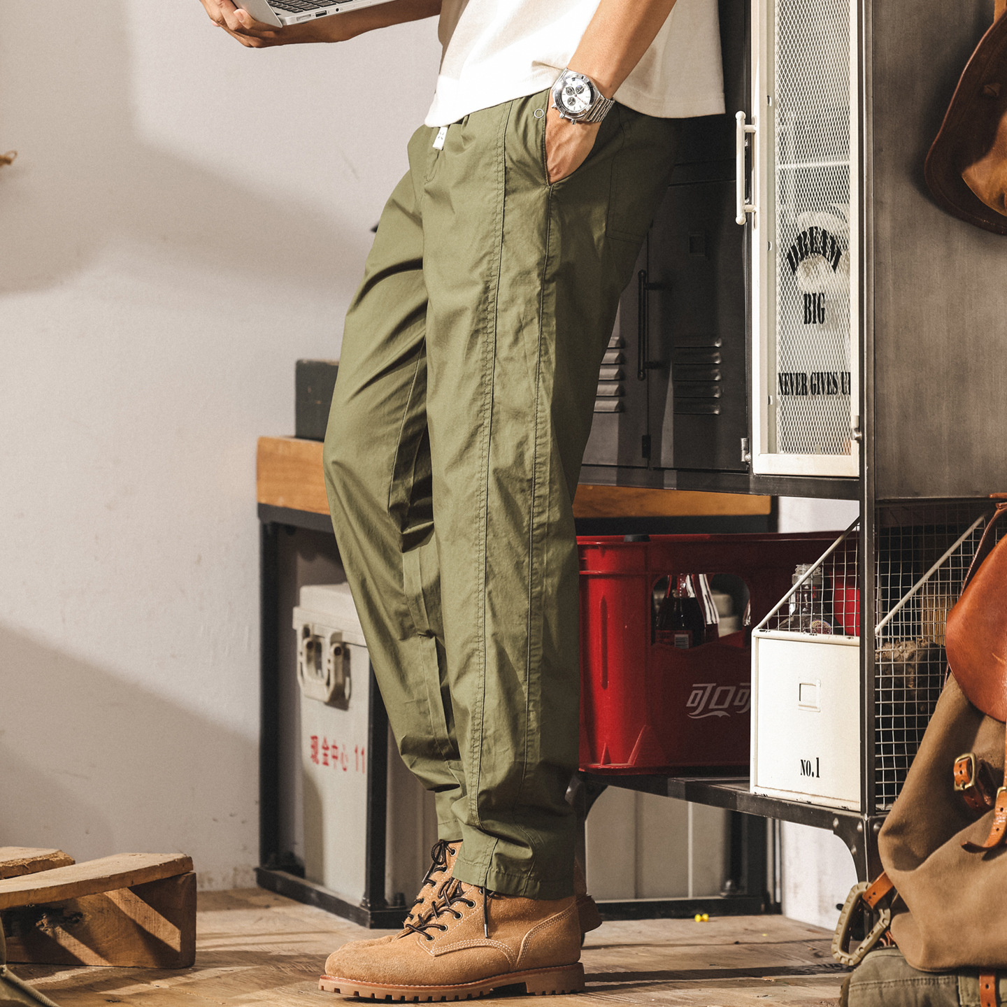 超薄軍綠色褲子男夏季新款潮牌美式戶外直筒哈倫褲寬鬆男士休閒褲