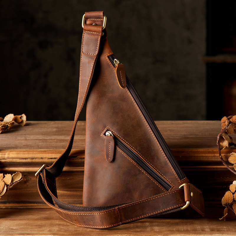 手工原創瘋馬皮個性復古胸包頭層牛皮休閒挎包男包真皮單肩斜挎包
