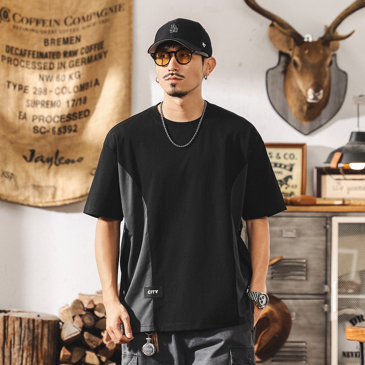 美式潮牌卡其色拼接男士短袖T恤夏季新款2025寬鬆潮牌半袖體恤男