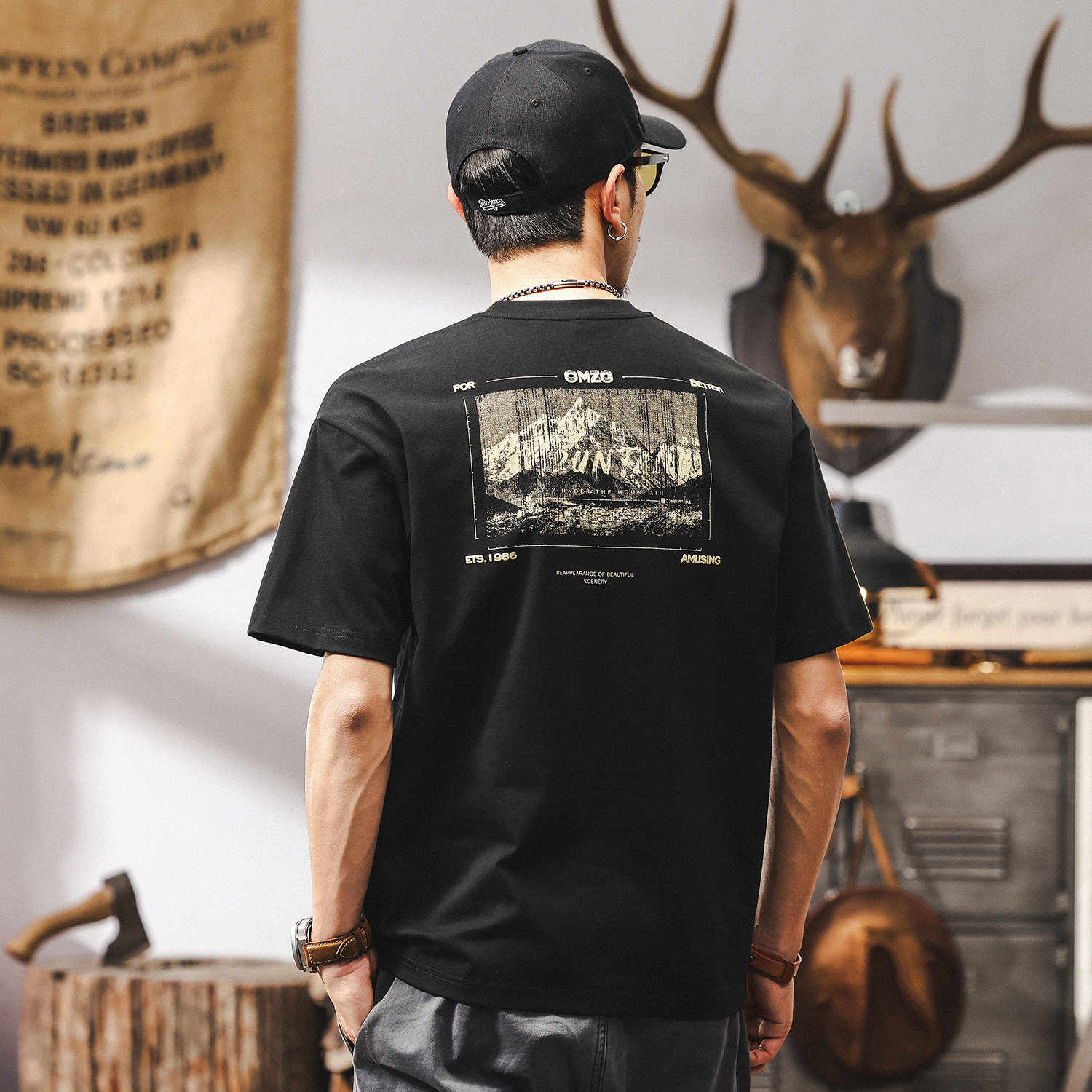 冰絲涼感T恤男夏季2025新款短袖男款潮牌山系印花寬鬆美式上衣男