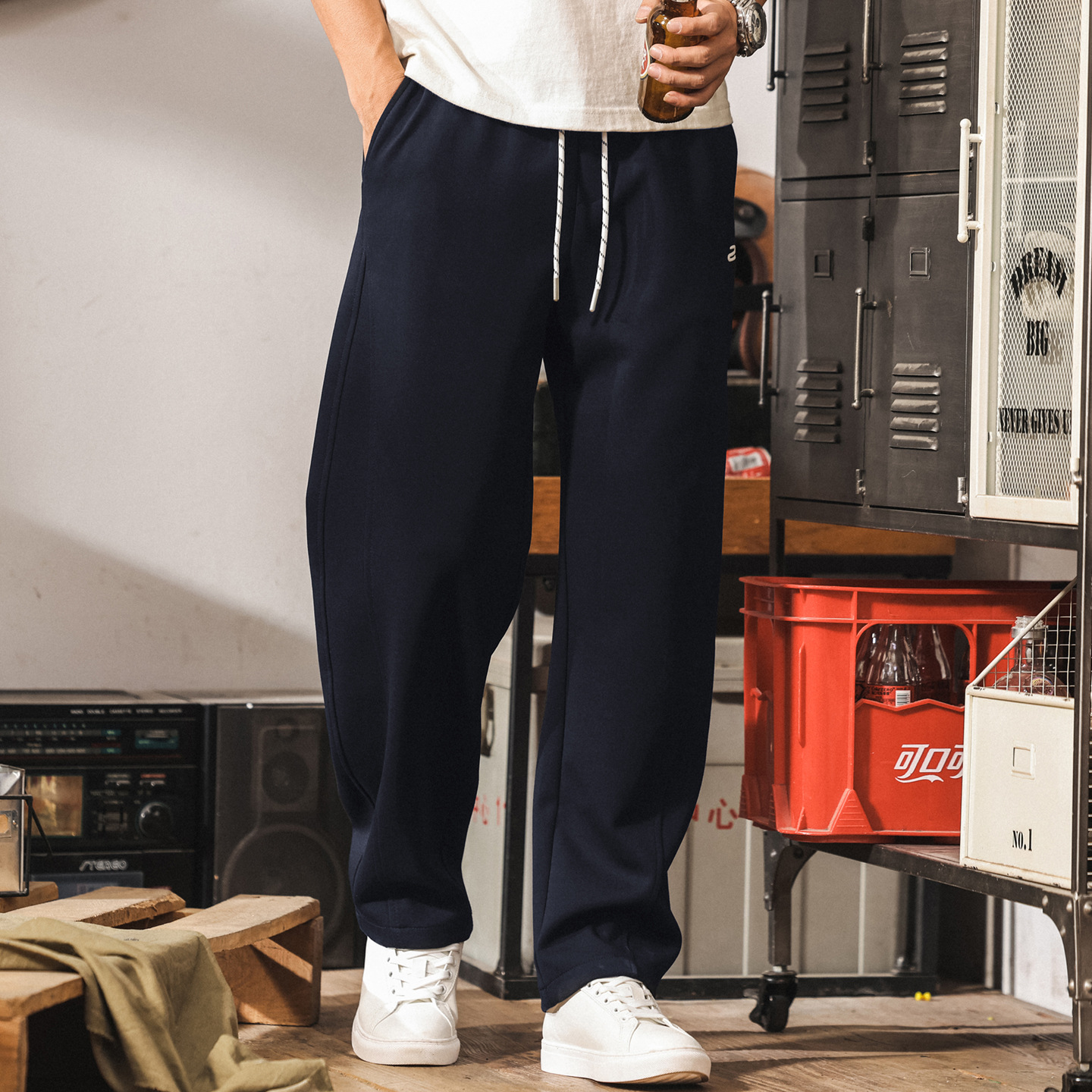 寬鬆垂順鬆弛感褲子男夏季新款寬鬆衛褲潮牌彎刀褲男士直筒休閒褲