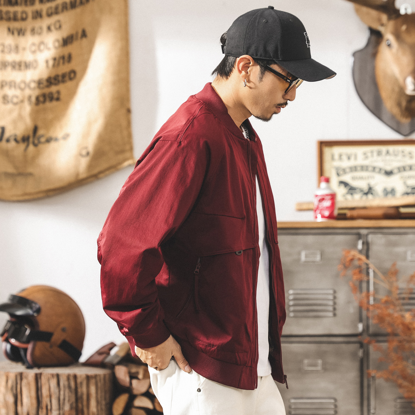 美式復古紅色棒球服外套男春秋新款休閒通勤寬鬆短款飛行員夾克男