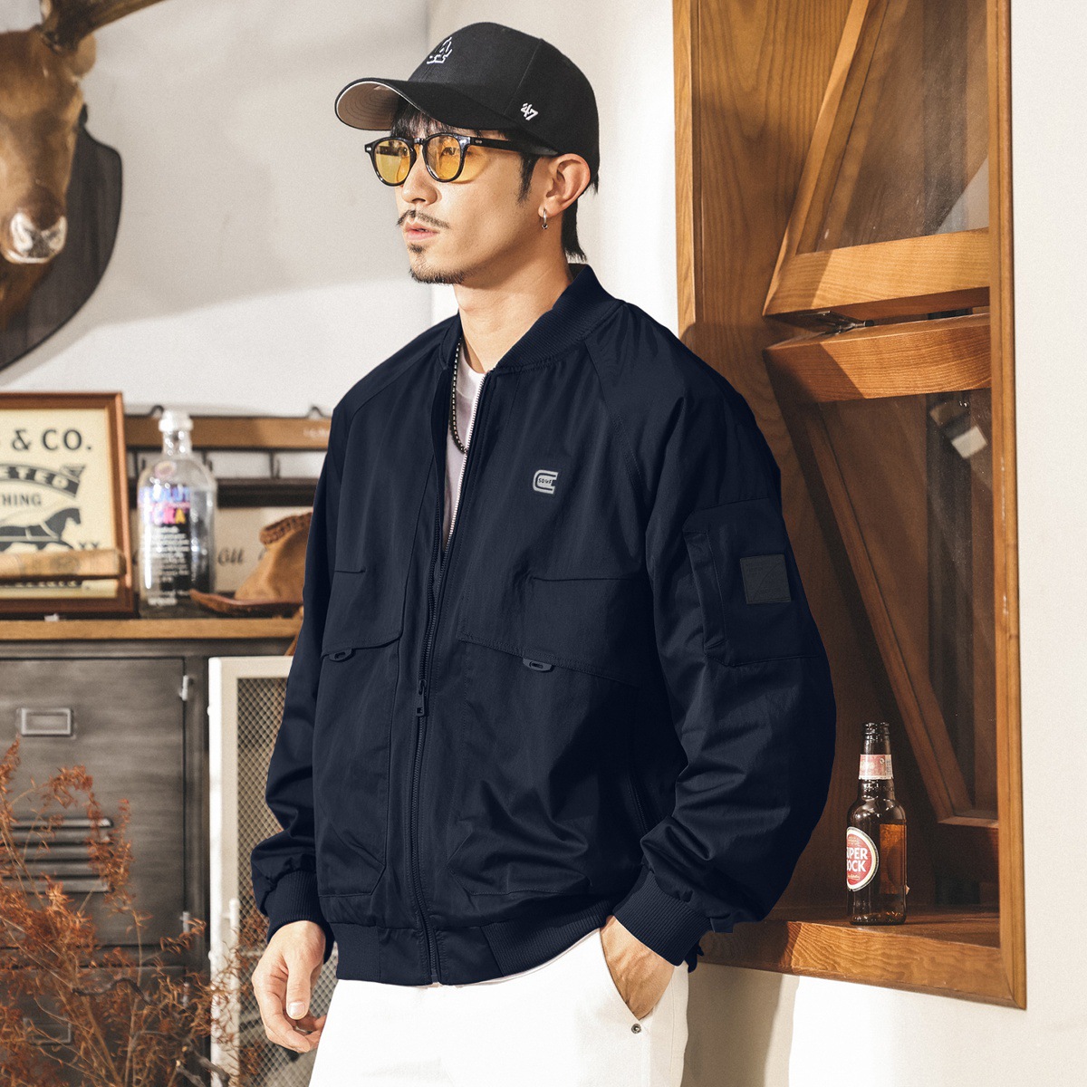 美式復古紅色棒球服外套男春秋新款休閒通勤寬鬆短款飛行員夾克男