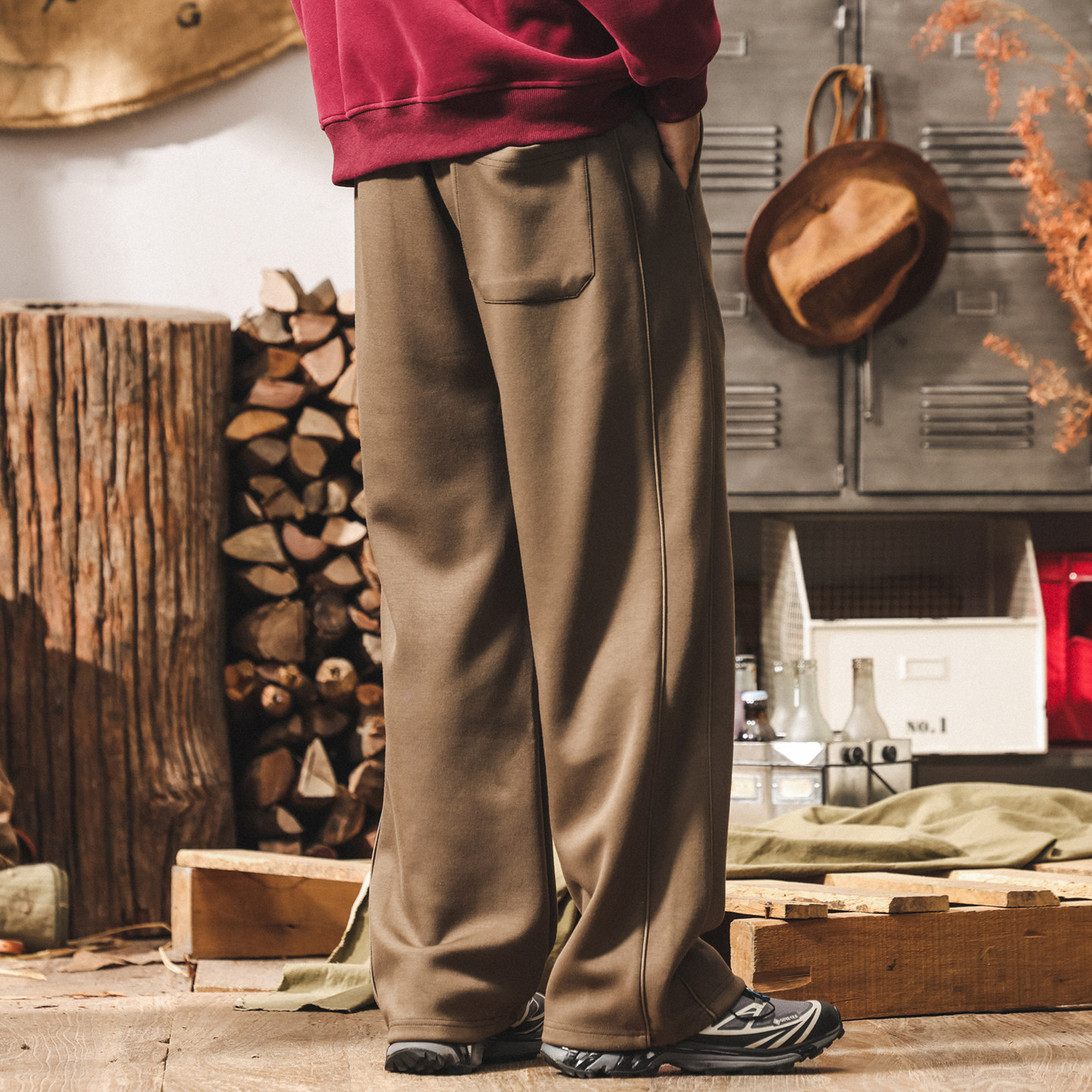 美式復古絲滑垂感衛褲男春季2025新款寬鬆闊腿褲直筒潮流休閒褲男