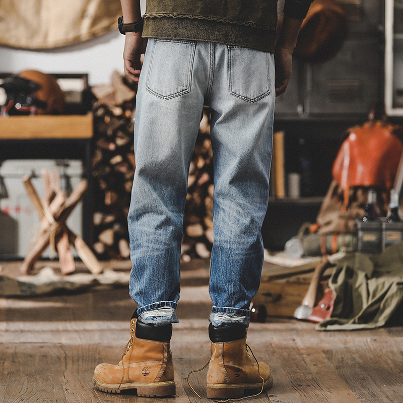 春季新款淺藍色牛仔褲男寬鬆直筒美式痞帥破洞男褲磨白水洗休閒褲