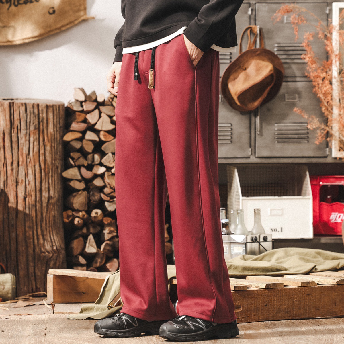 美式復古高級感酒紅色褲子男秋季新款簡約重磅寬鬆垂感休閒褲男款