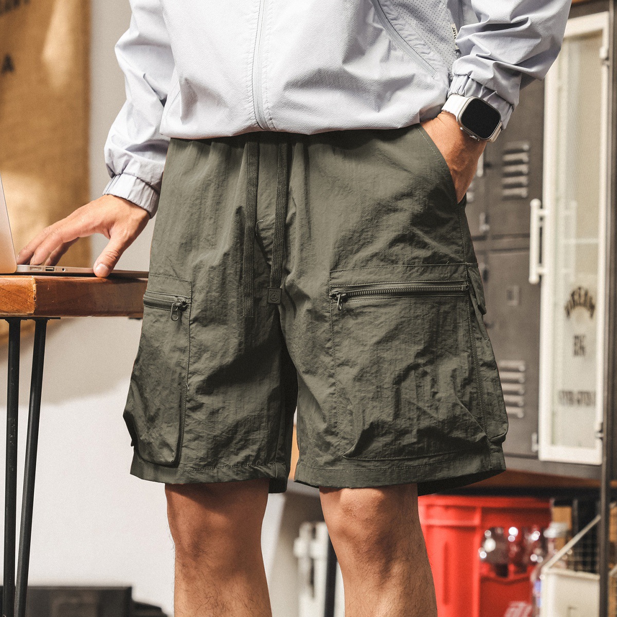 美式戶外白色工裝短褲男夏季潮牌運動速幹五分褲寬鬆大碼冰絲中褲