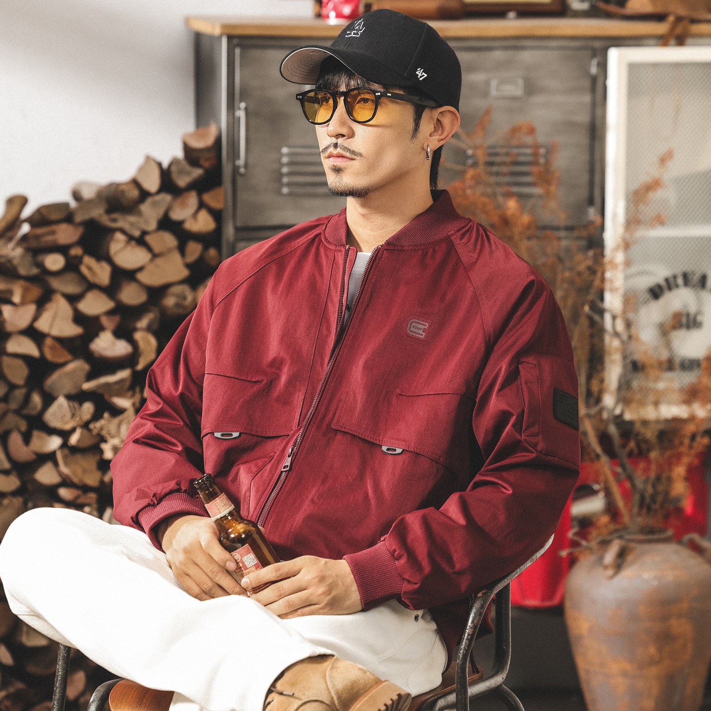 美式復古紅色棒球服外套男春秋新款休閒通勤寬鬆短款飛行員夾克男