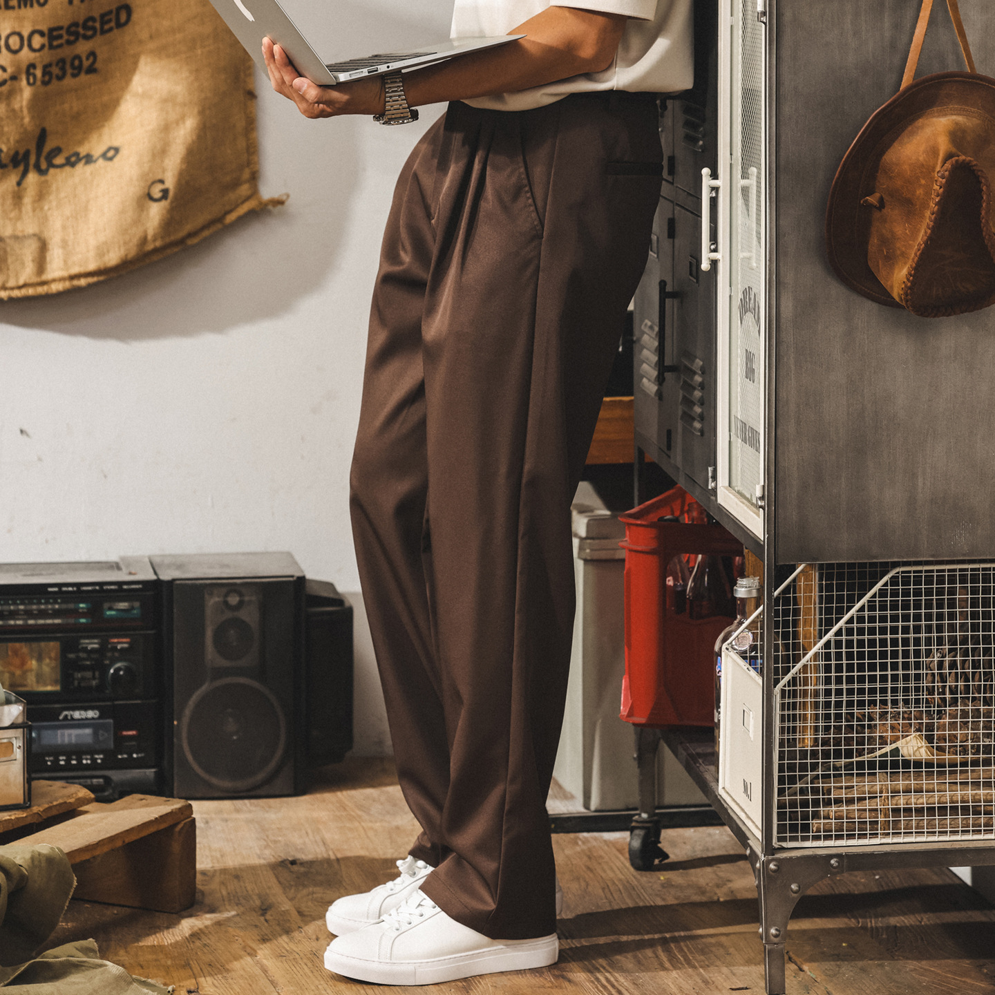 美式垂感直筒行政休閒西褲男2025新款潮牌高級感免燙秋季寬鬆長褲