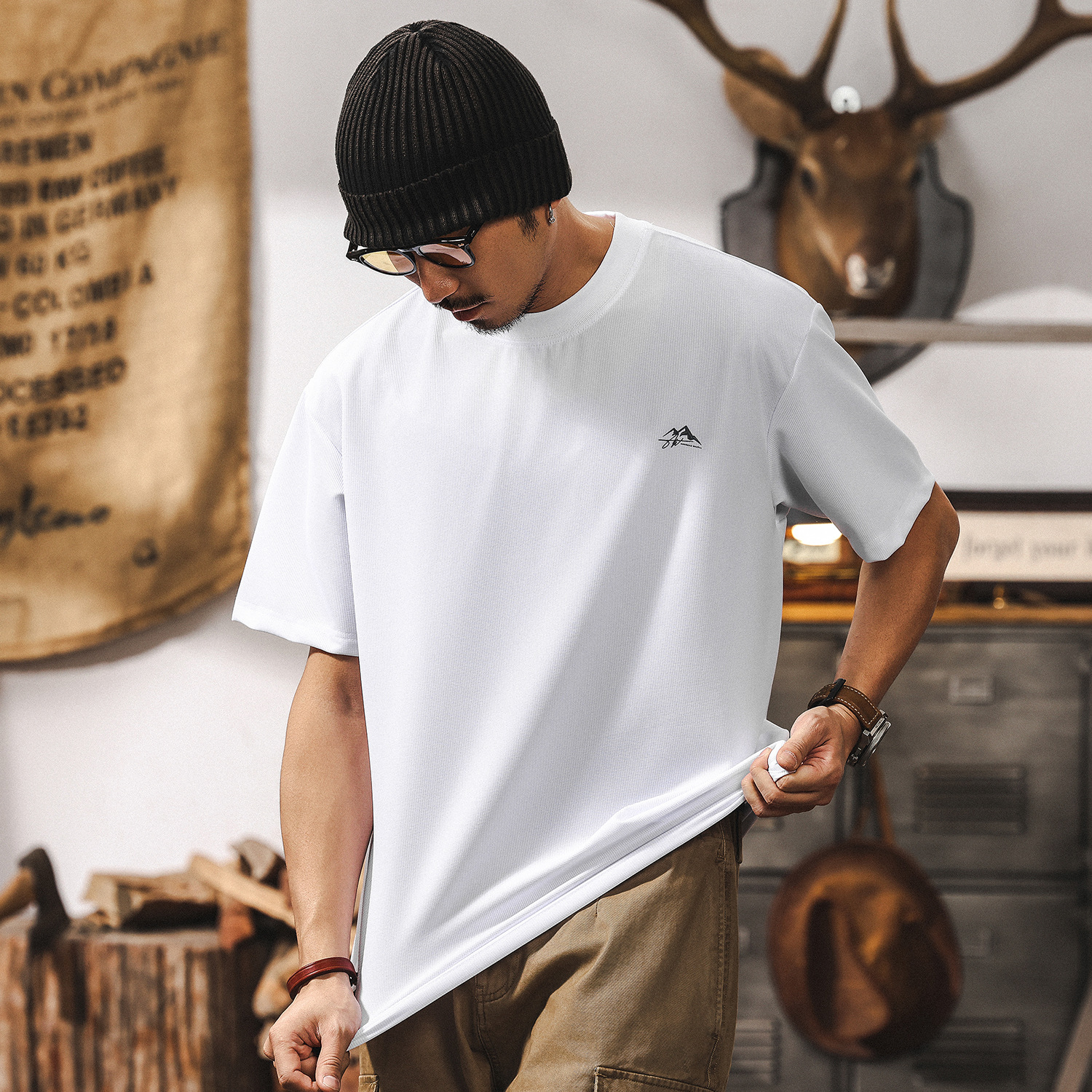 兼顧運動透氣薄款短袖T恤男夏季潮流美式復古山系印花寬鬆上衣男T