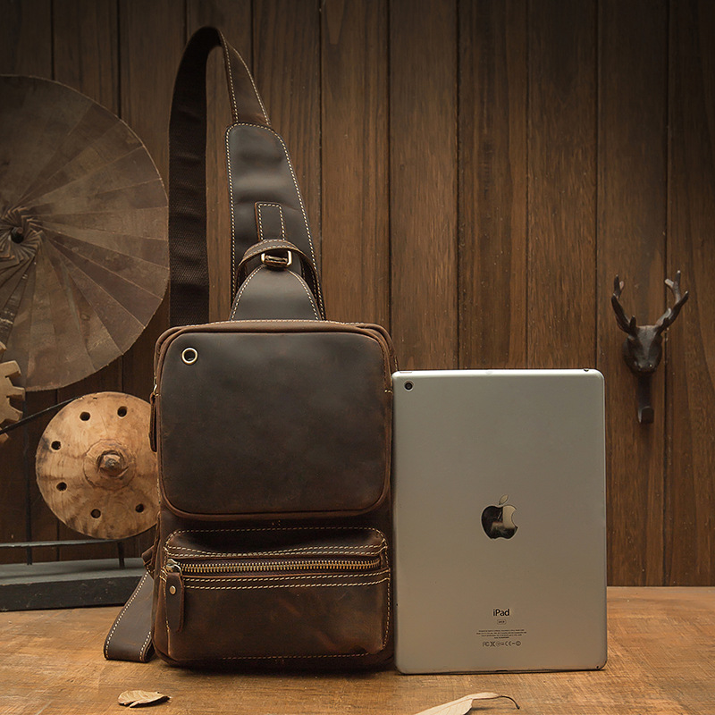 復古手工牛皮胸包男士真皮斜挎包瘋馬皮潮牌胸前包單肩包機車潮流