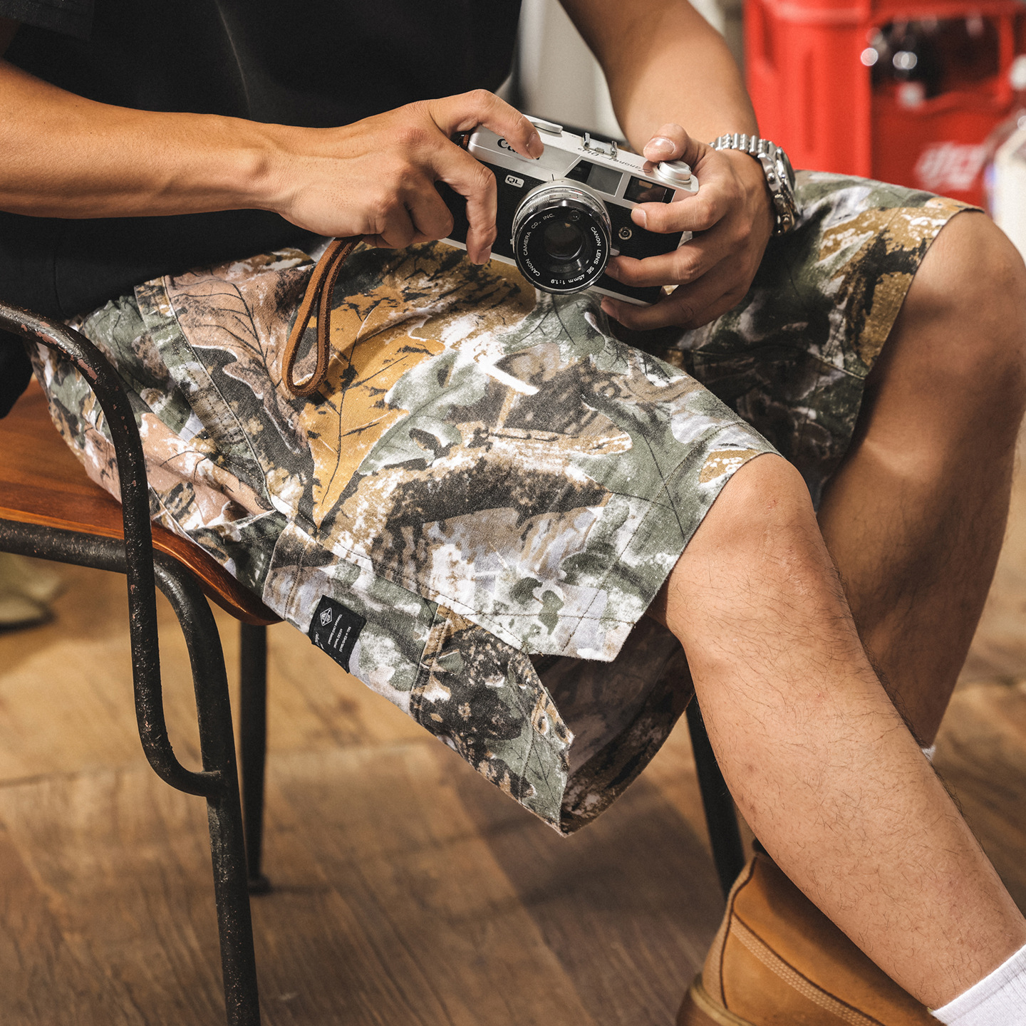 中式復古苧麻迷彩工裝短褲男夏季新款沙灘褲男士寬鬆潮流五分中褲