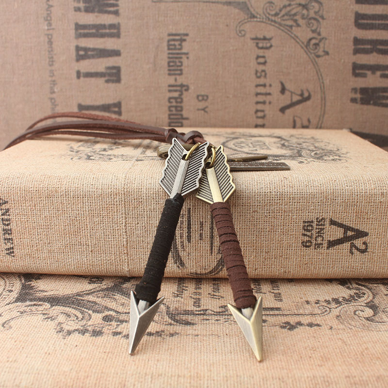 復古個性項鍊民族藏風箭頭吊墜潮皮繩項鍊配飾百搭