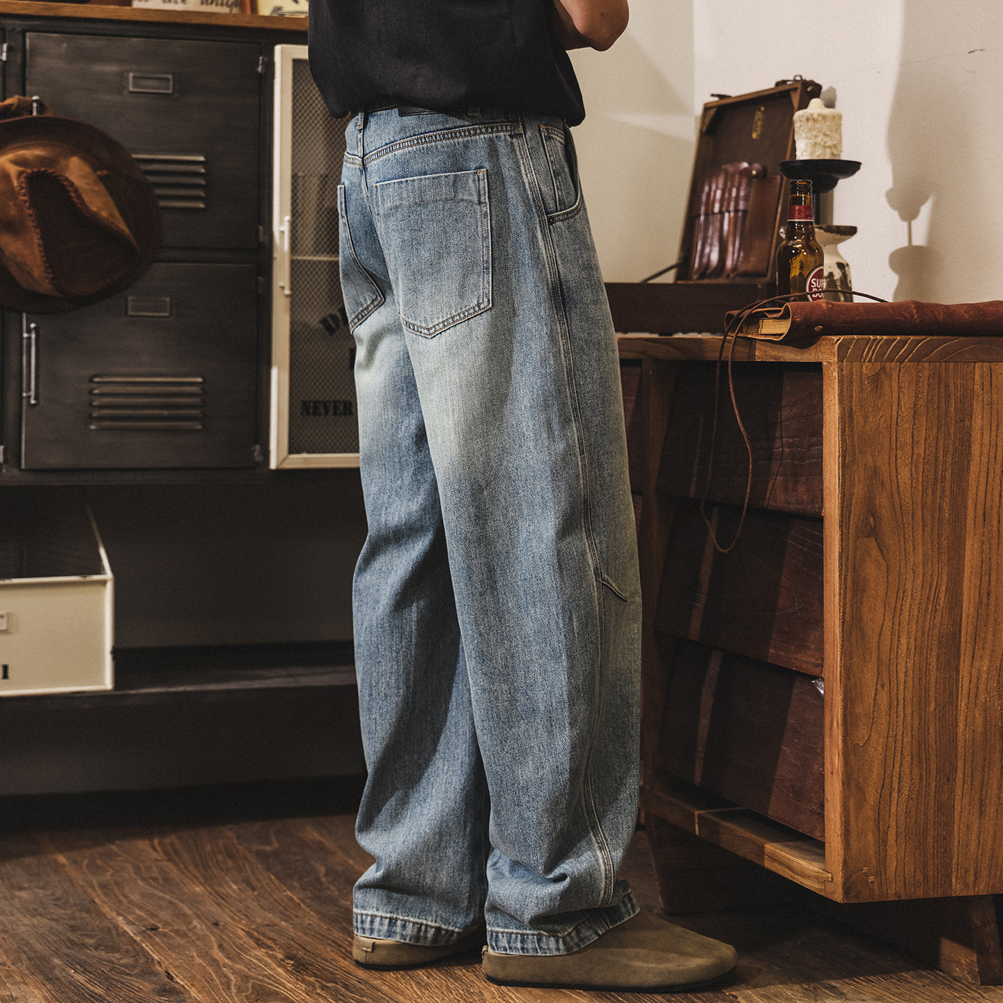 美式復古水洗彎刀牛仔褲男款直筒春季潮牌2026新款寬鬆休閒長褲男