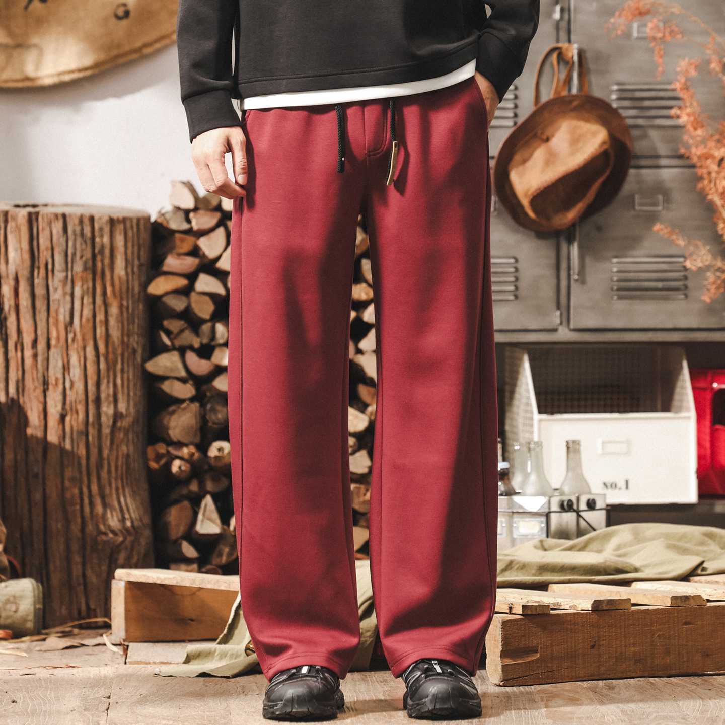 美式復古高級感酒紅色褲子男秋季新款簡約重磅寬鬆垂感休閒褲男款