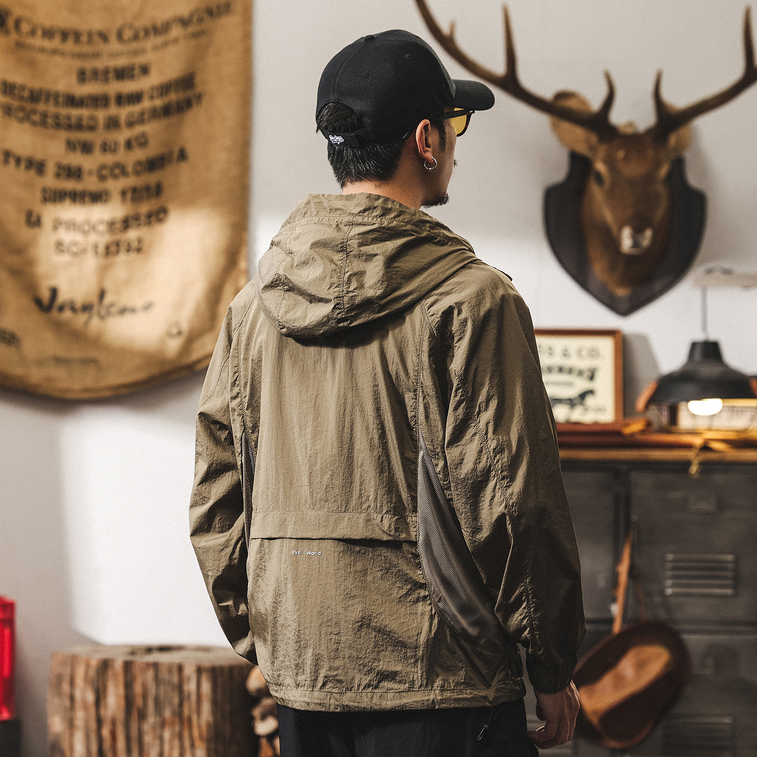 冰絲涼感UPF50+防曬衣男2025新款戶外防曬服寬鬆連帽男生薄款外套