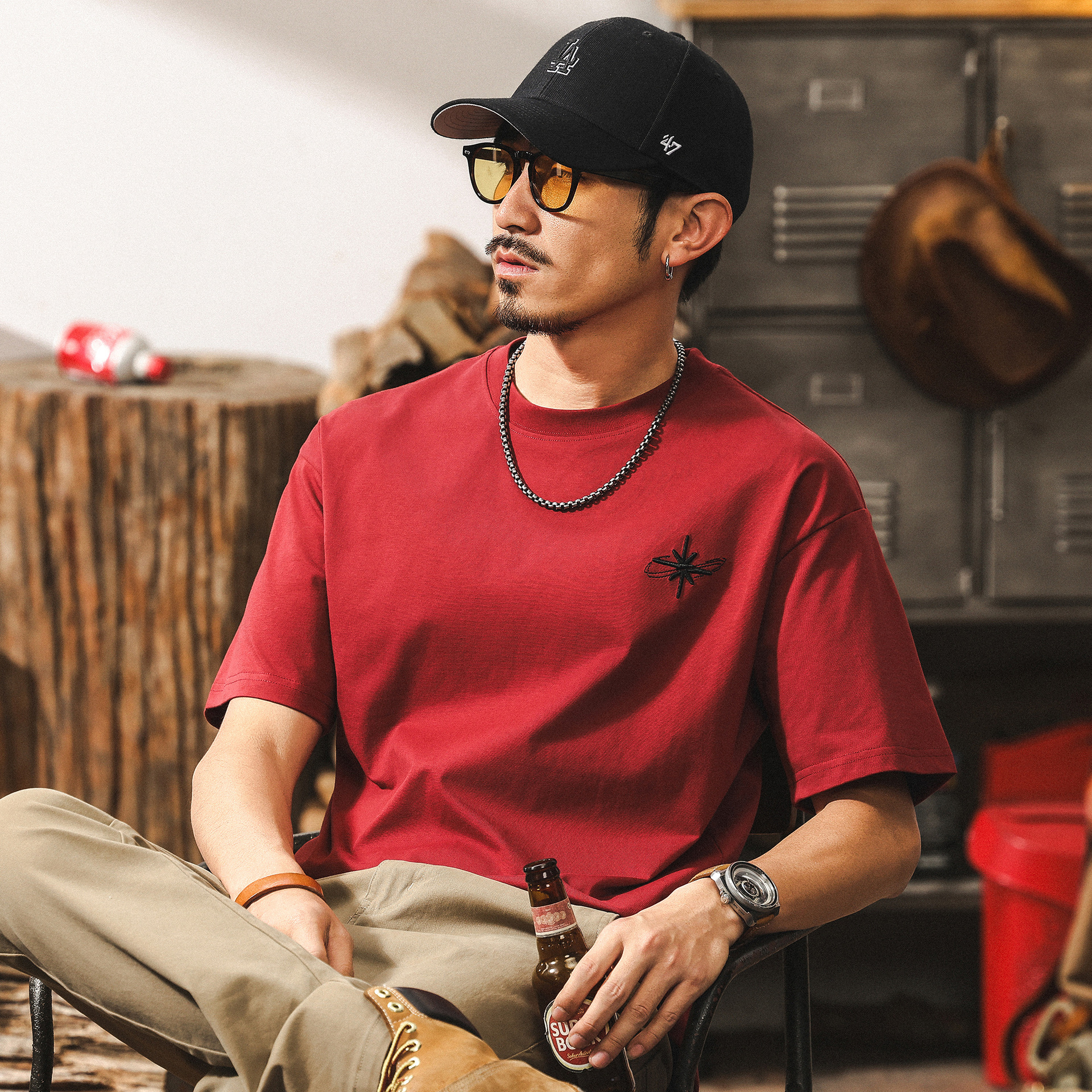 【涼感科技】美式復古簡約刺繡短袖男夏季T恤潮牌寬鬆酒紅色上衣