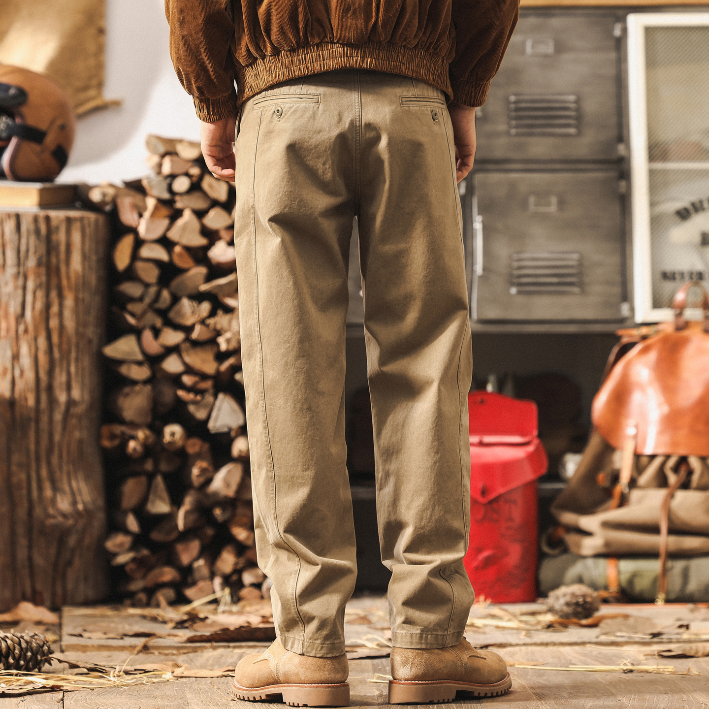 美式復古秋季工裝褲子男士2025新款卡其色休閒褲男寬鬆直筒男褲子
