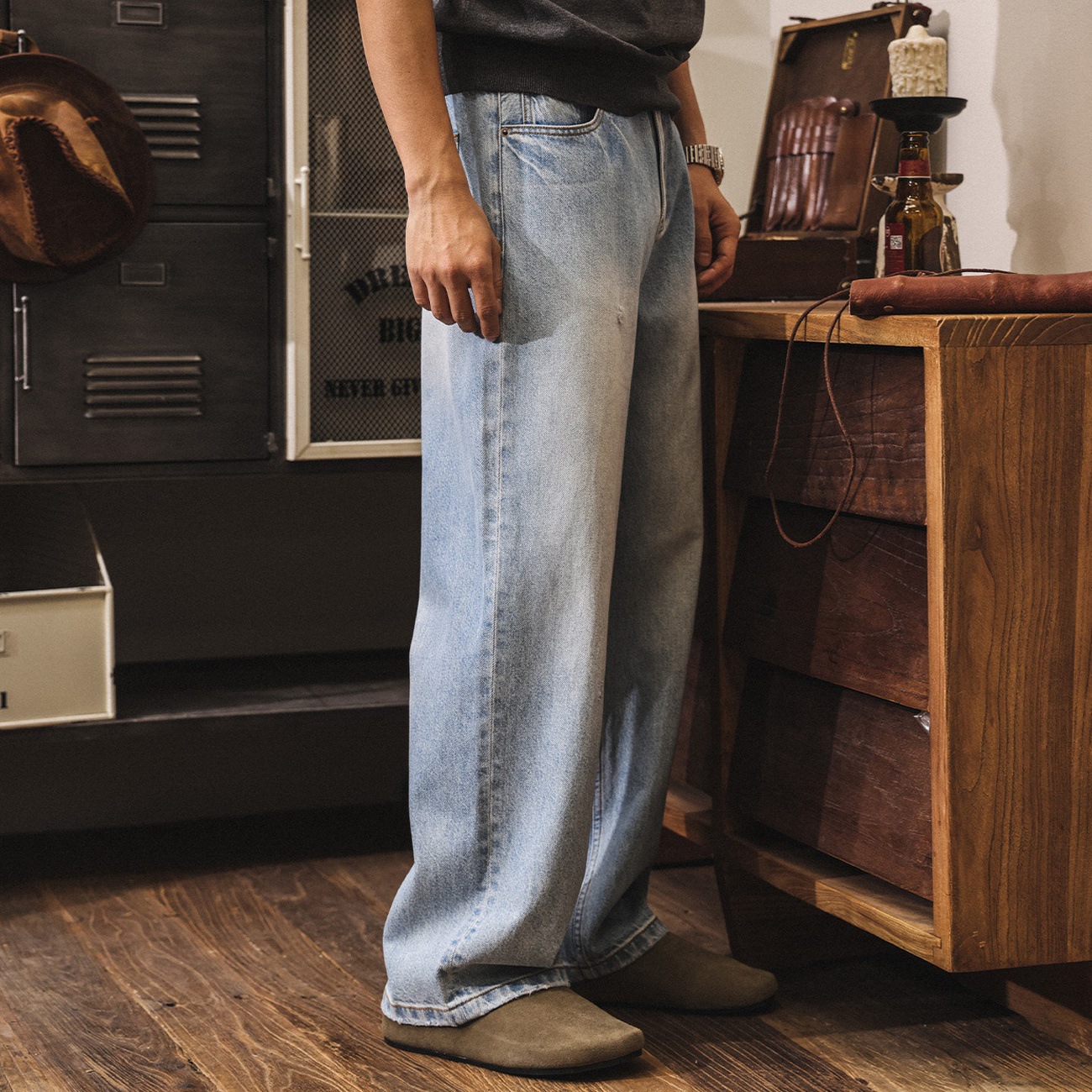 美式復古水洗磨白闊腿牛仔褲男款2026新款春季潮牌寬鬆休閒直筒褲