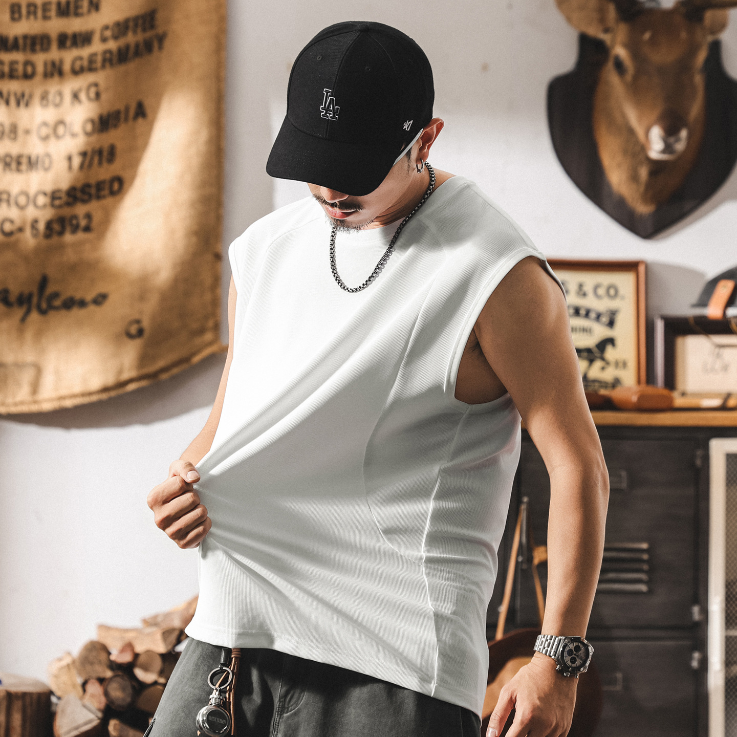 夏季涼感冰絲運動健身背心男2025新款潮牌寬鬆速幹t恤坎肩上衣潮