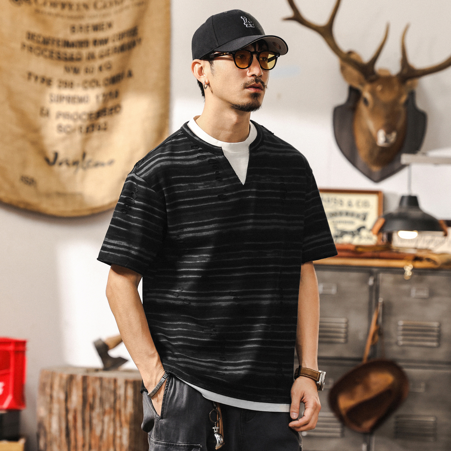 假兩件漸變黑色條紋T恤男短袖夏季2025新款美式復古寬鬆男士上衣