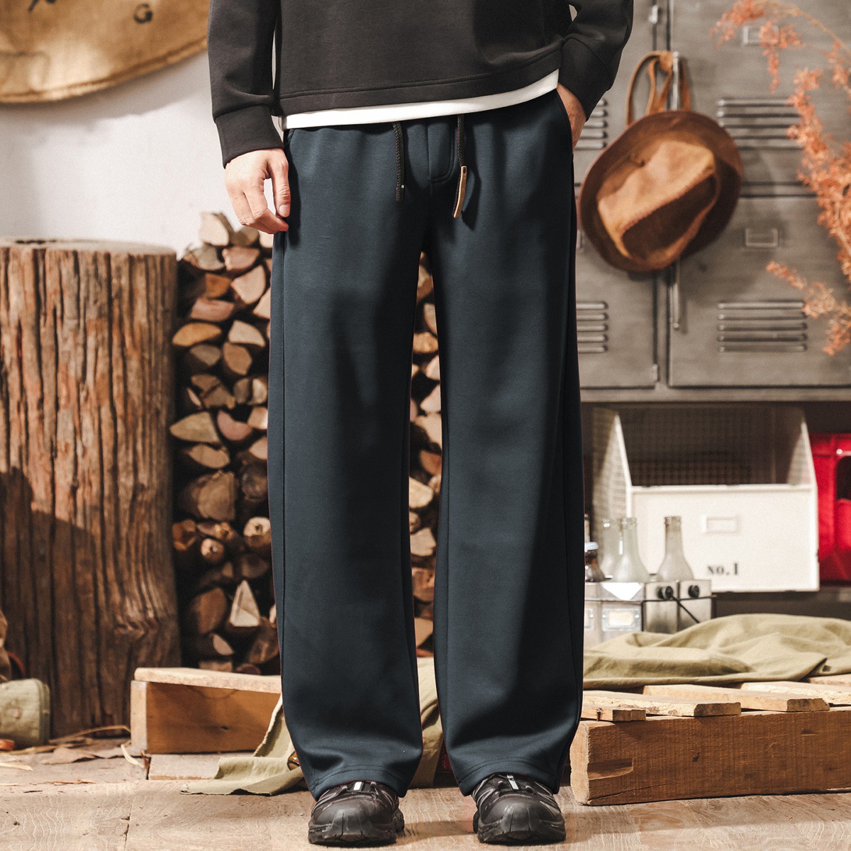 美式復古高級感酒紅色褲子男秋季新款簡約重磅寬鬆垂感休閒褲男款