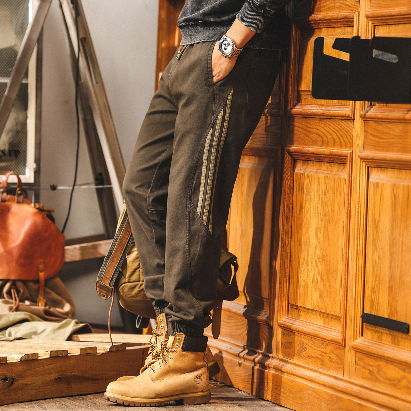 美式復古工裝褲子男2025新款秋季三條槓男士休閒褲潮流寬鬆束腳褲