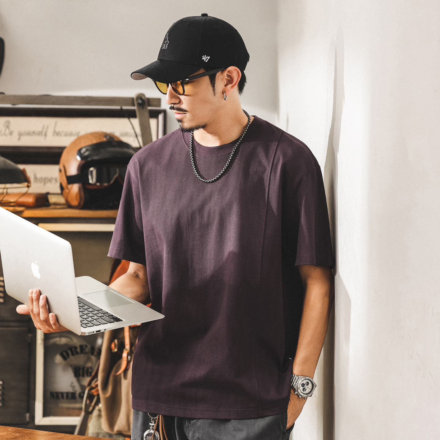 美式復古潮牌男士短袖t恤夏季2025新款簡約百搭紫色多巴胺上衣潮T