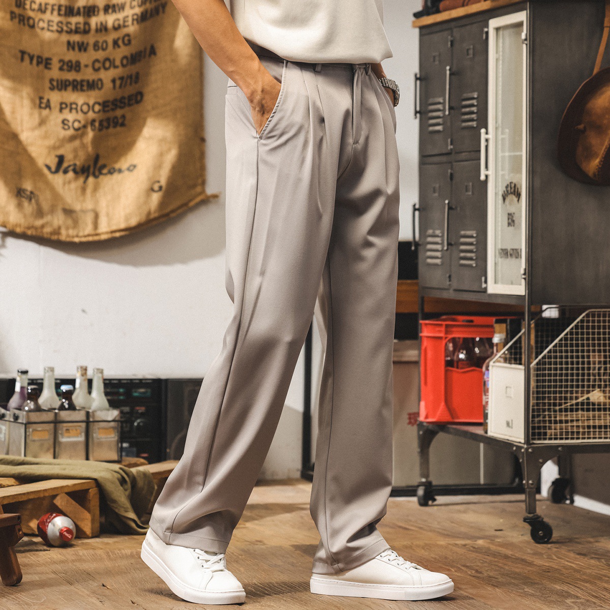 美式垂感直筒行政休閒西褲男2025新款潮牌高級感免燙秋季寬鬆長褲