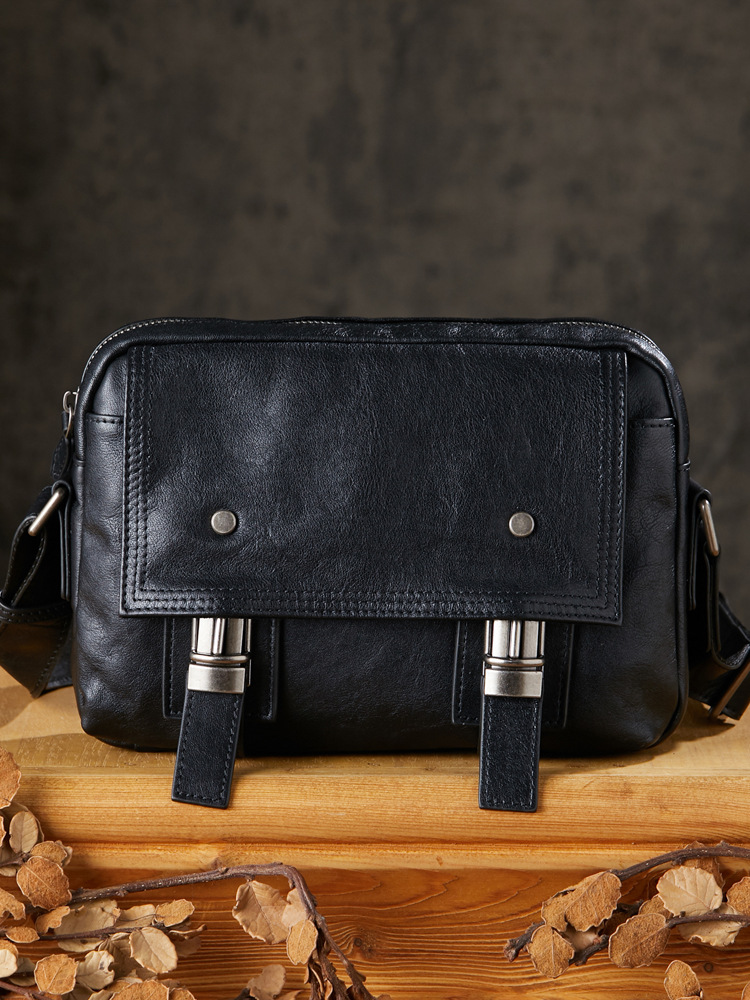 手工植鞣牛皮男士單肩包真皮復古休閒郵差包頭層牛皮手機包斜挎包