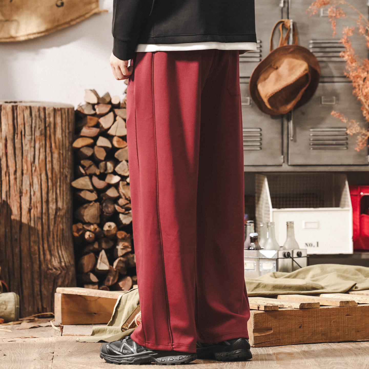 美式復古高級感酒紅色褲子男秋季新款簡約重磅寬鬆垂感休閒褲男款