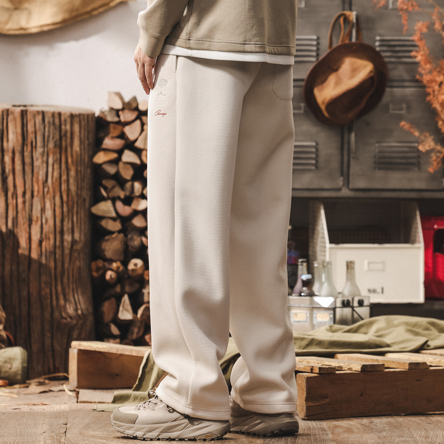 美式復古寬鬆垂感衛褲男重磅寬鬆2026新款直筒休閒褲簡約春季褲子