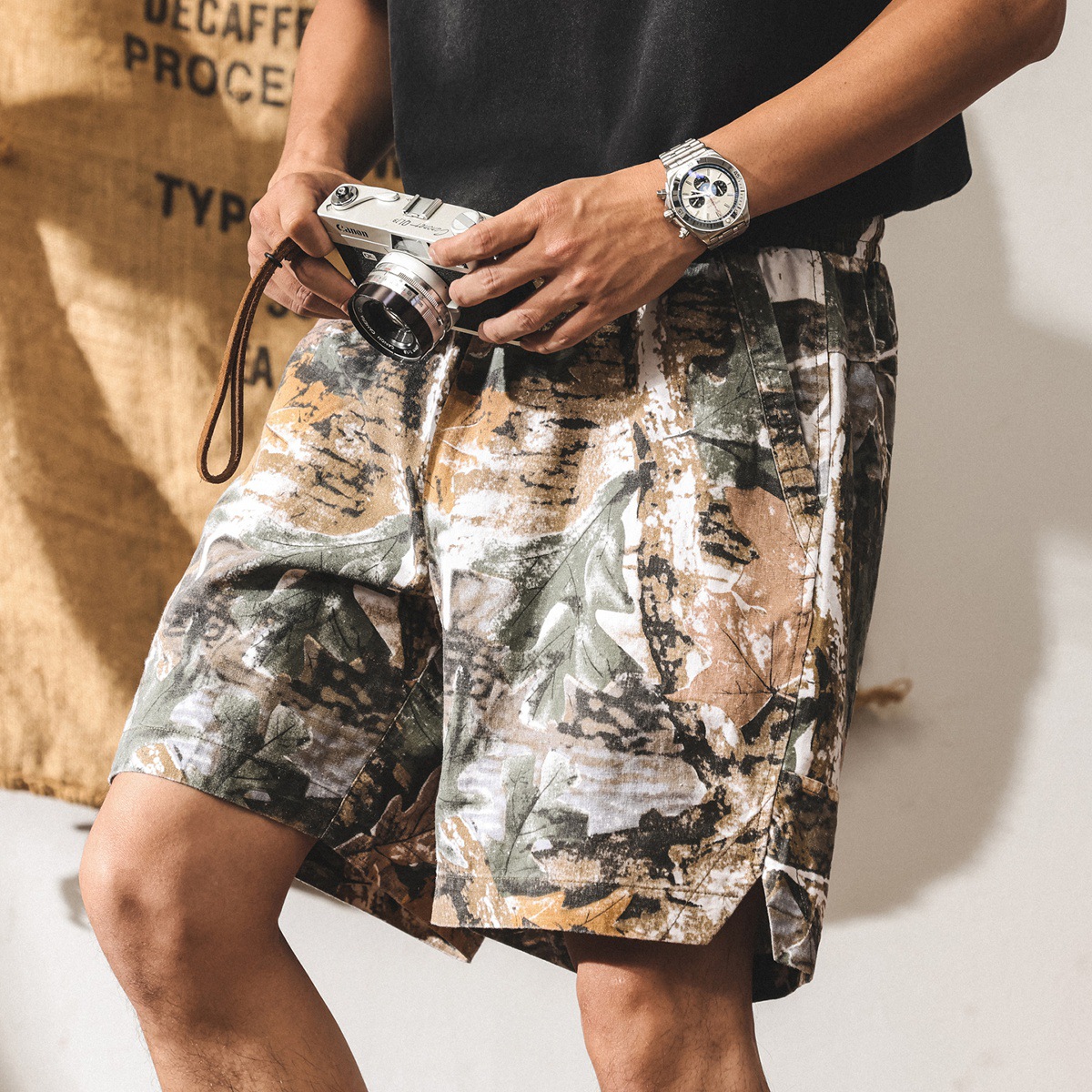 中式復古苧麻迷彩工裝短褲男夏季新款沙灘褲男士寬鬆潮流五分中褲