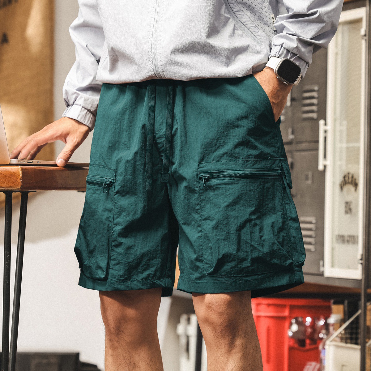 美式戶外白色工裝短褲男夏季潮牌運動速幹五分褲寬鬆大碼冰絲中褲