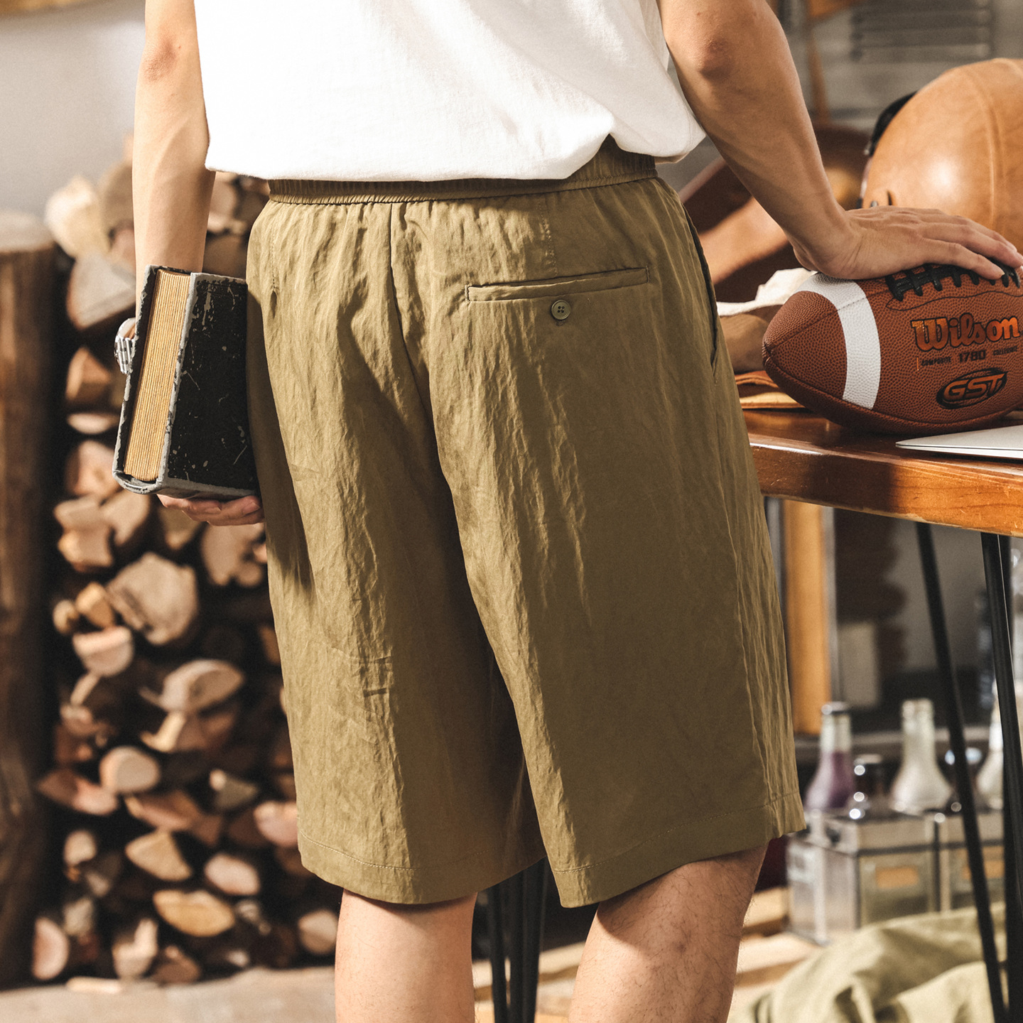 垂感褶皺薄款冰絲短褲男士夏季新款萊賽爾天絲寬鬆中褲休閒五分褲