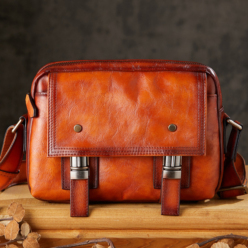 手工植鞣牛皮男士單肩包真皮復古休閒郵差包頭層牛皮手機包斜挎包
