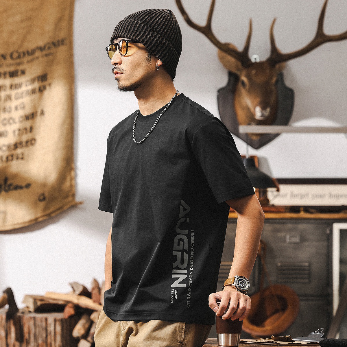 運動透氣速幹T恤男夏季短袖2025新款潮牌美式復古戶外寬鬆上衣男T