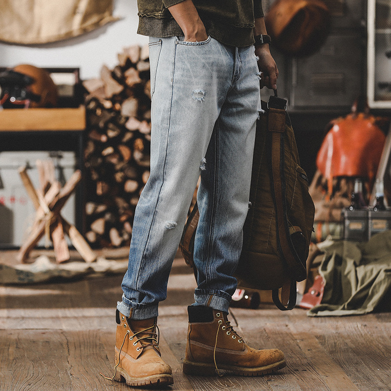 春季新款淺藍色牛仔褲男寬鬆直筒美式痞帥破洞男褲磨白水洗休閒褲