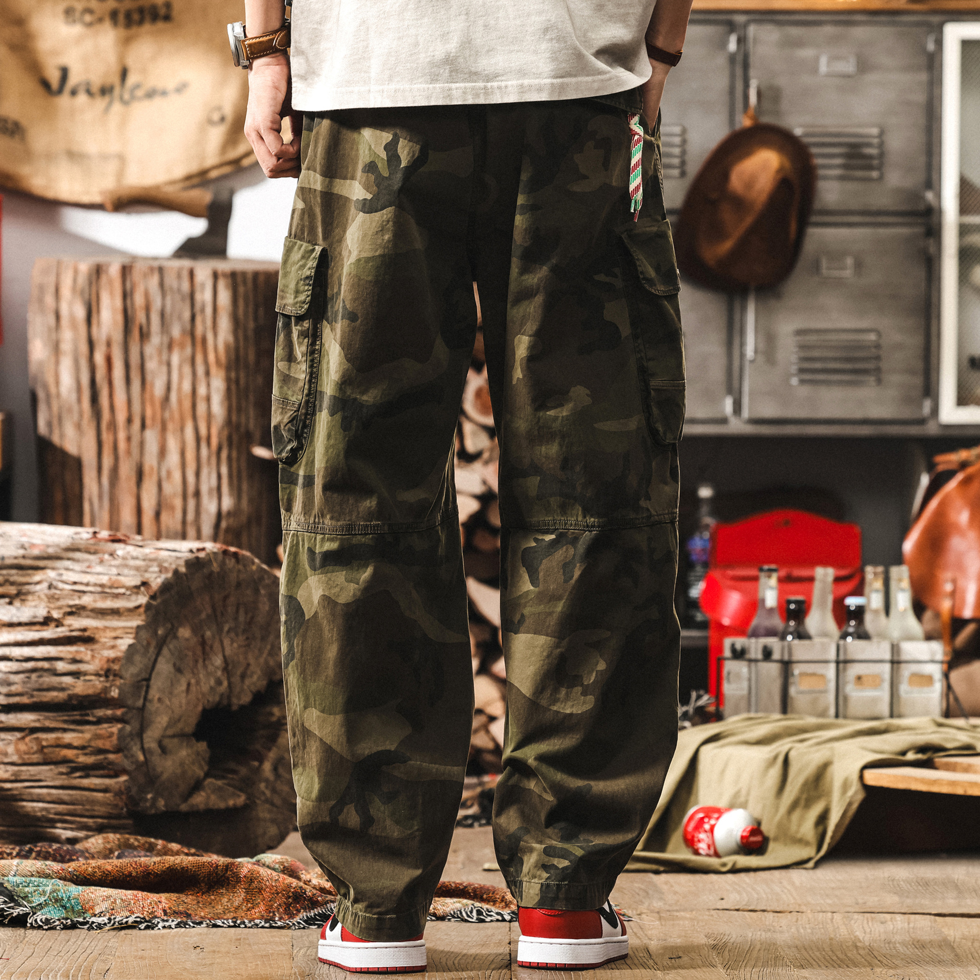 美式復古多口袋迷彩工裝褲子男夏季潮牌戶外戰術寬鬆直筒休閒長褲