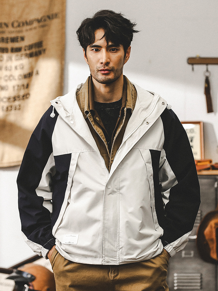 美式夾克外套男春秋款連帽寬鬆機能山系戶外徒步運動防水衝鋒衣男