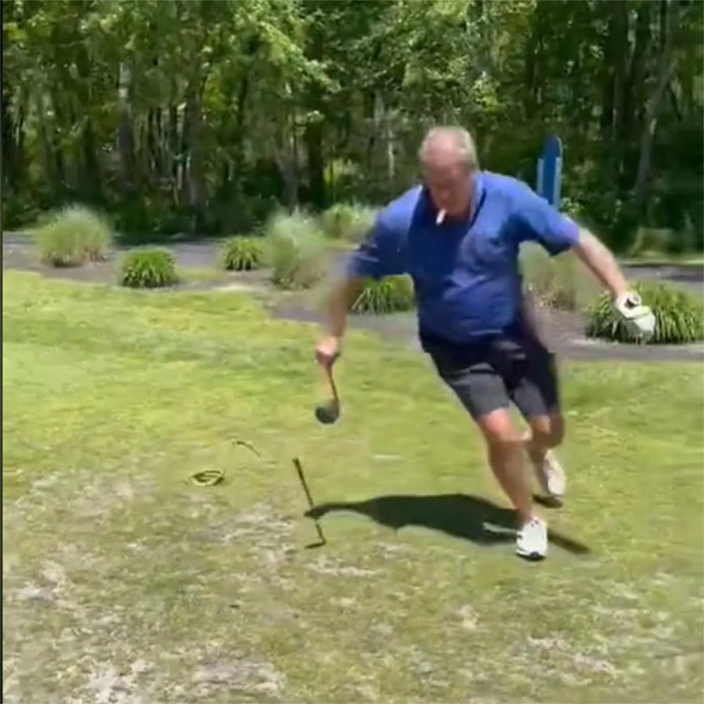 Mespluin Golf Snake Prank with String and Clip, Snake On A String Prank, Realistic Snake Prank That Chases People, Cooler Fake Snake Prank Prop for Teasing Friends