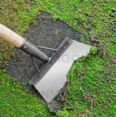 Multifunctional cleaning shovel  