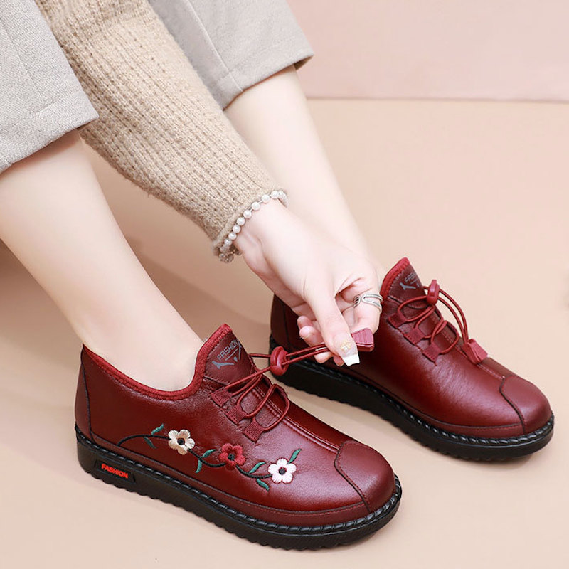 Women‘s Flower Embroidery Non-slip Winter Warm Shoes