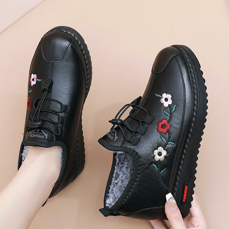 Women‘s Flower Embroidery Non-slip Winter Warm Shoes