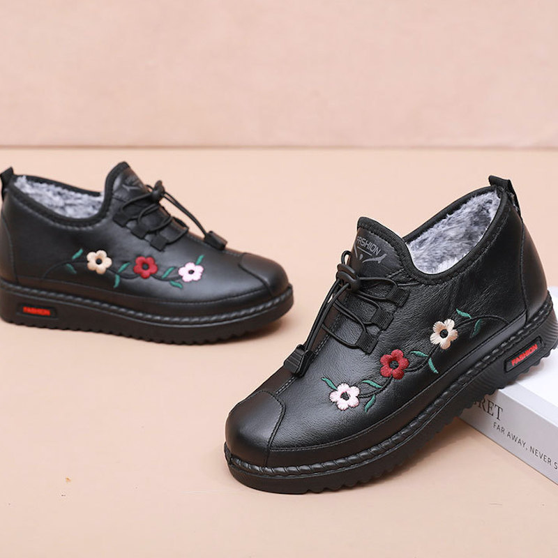 Women‘s Flower Embroidery Non-slip Winter Warm Shoes
