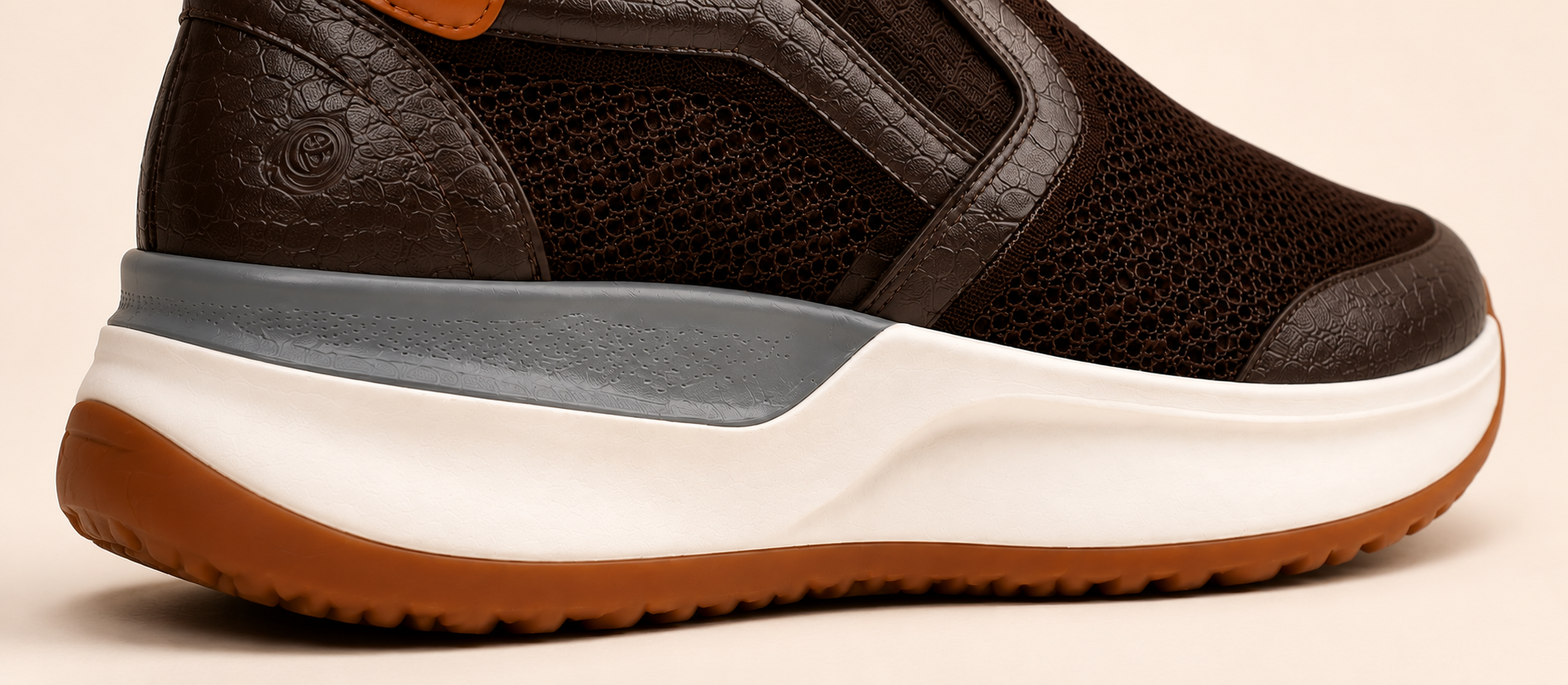 Cushioned sole detail