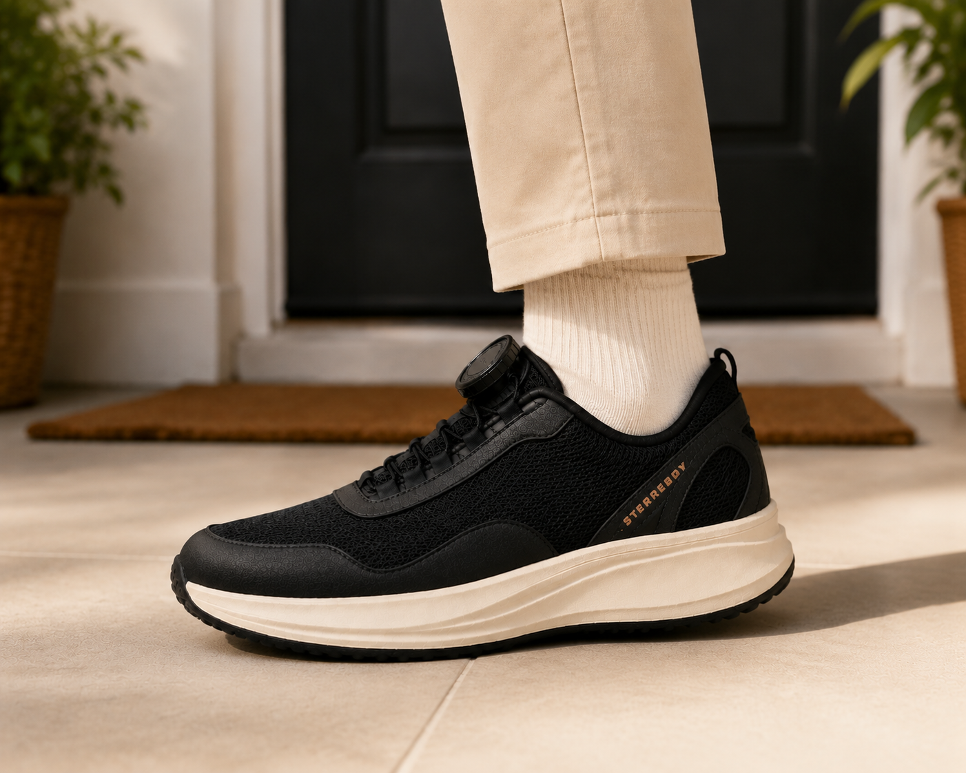 STEPREADY shoe fully on foot without pulling the heel