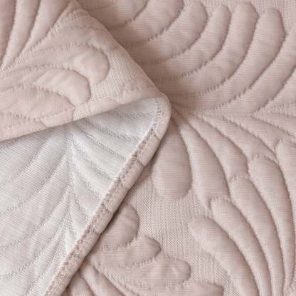 Leaf Imprint Bold Modern Multi-Color Pattern Soft Pet-Friendly Durable Sofa Cover – Minimalist Hassle-Free Throw Couch Protector